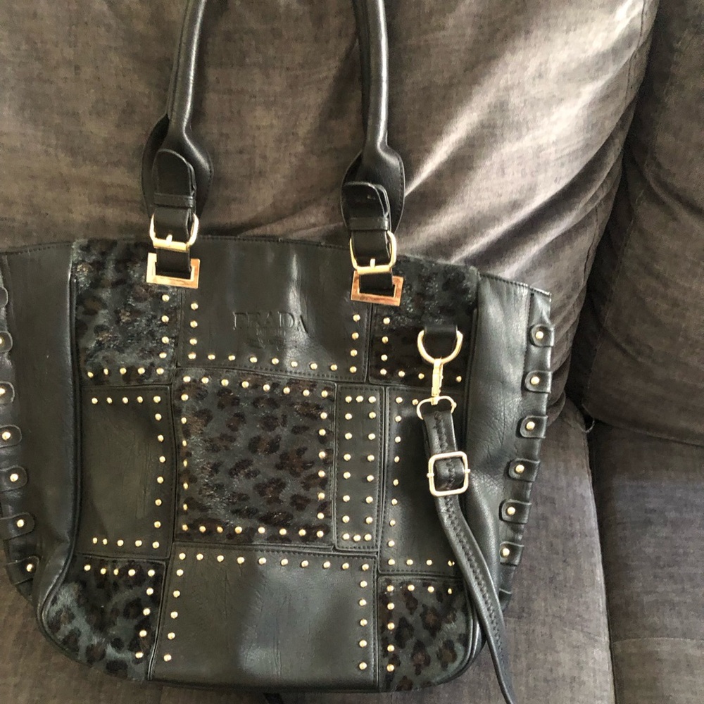 Purse slightly used